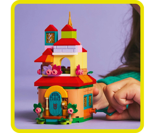 LEGO Disney 43261 Nasze magiczne Encanto – Minidom - 1284223 - zdjęcie 11